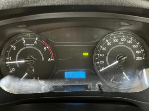 Toyota Hilux 2.4 GD-6 RB SRS/C - Image 13