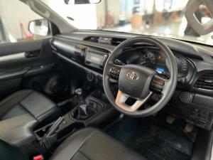 Toyota Hilux 2.4 GD-6 RB SRS/C - Image 8