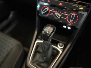 Volkswagen T-CROSS 1.0 TSI Comfortline DSG - Image 19