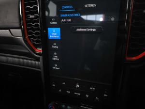Ford Ranger 3.0 V6 BI Turbo Ecoboost Raptor 4X4 automatic - Image 17