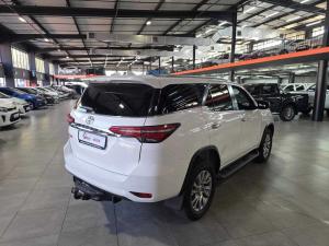 Toyota Fortuner 2.8GD-6 VX automatic - Image 6