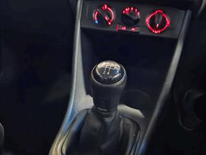 Volkswagen Polo Vivo 1.4 Comfortline - Image 17