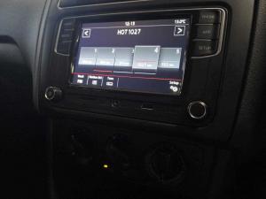 Volkswagen Polo Vivo 1.4 Comfortline - Image 16