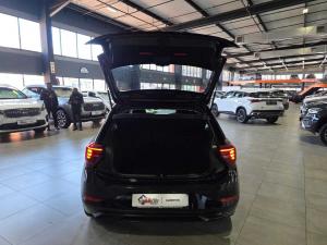 Volkswagen Polo 1.0 TSI Life - Image 8