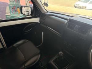 Mahindra PIK UP 2.2 Mhawk S4 4X4S/C - Image 11