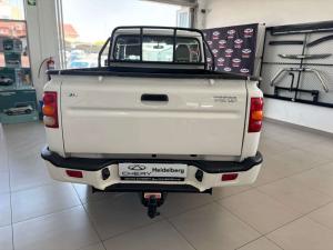 Mahindra PIK UP 2.2 Mhawk S4 4X4S/C - Image 4