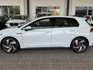 Volkswagen Golf GTI - Image 8