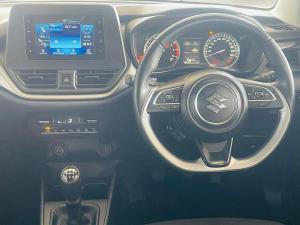 Suzuki Baleno 1.5 GL manual - Image 11