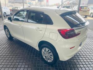 Suzuki Baleno 1.5 GL manual - Image 5