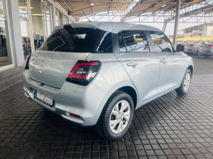 Suzuki Swift 1.2 GL+ auto - Image 7