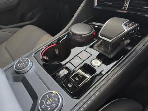 Volkswagen Touareg V6 TDI R-Line - Image 12