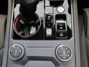 Volkswagen Touareg V6 TDI R-Line - Image 14
