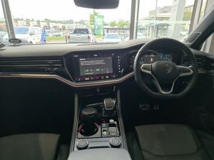 Volkswagen Touareg V6 TDI R-Line - Image 7