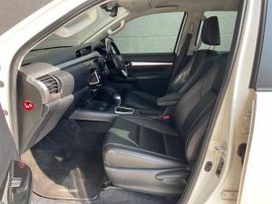 Toyota Hilux 2.8GD-6 double cab Raider auto - Image 10