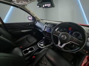 Nissan Navara 2.5DDTi double cab LE Plus 4x4 - Image 13