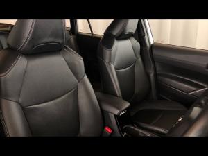 Toyota Corolla Cross 1.8 Hybrid XS - Image 31
