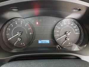 Toyota Hilux 2.0 single cab S - Image 8