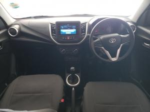 Toyota Vitz 1.0 XR manual - Image 7
