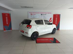 Toyota Vitz 1.0 XR manual - Image 2