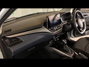 Toyota Starlet 1.5 XR auto - Image 7