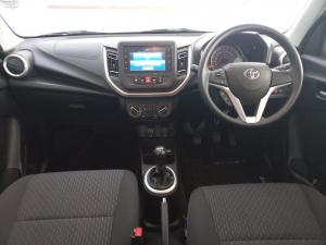Toyota Vitz 1.0 XR manual - Image 6