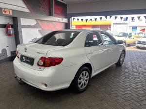 Toyota Corolla 1.6 Professional - Image 2