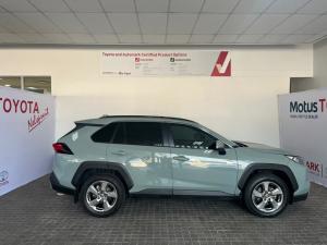 Toyota RAV4 2.0 GX-R AWD - Image 3