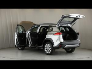 Toyota Corolla Cross 1.8 Hybrid XS - Image 10