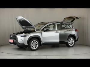 Toyota Corolla Cross 1.8 Hybrid XS - Image 12