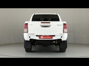 Toyota Hilux 2.4GD-6 double cab 4x4 Raider manual - Image 5