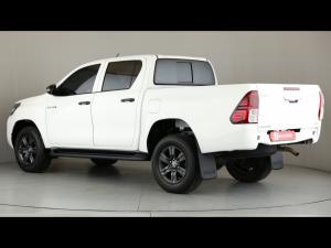 Toyota Hilux 2.4GD-6 double cab 4x4 Raider manual - Image 8