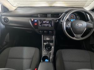 Toyota Corolla Quest 1.8 Plus manual - Image 6