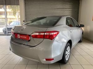 Toyota Corolla Quest 1.8 Plus manual - Image 2