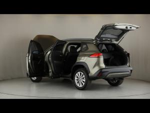 Toyota Corolla Cross 1.8 XS - Image 10