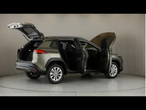 Toyota Corolla Cross 1.8 XS - Image 16