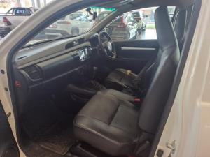 Toyota Hilux 2.4 GDP/U Single Cab - Image 7