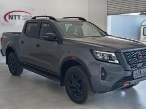 Nissan Navara 2.5DDTI PRO-2X automatic D/C - Image 1