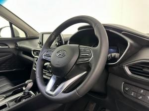 Hyundai SANTA-FE R2.2 AWD Elite automatic - Image 17