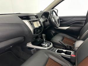 Nissan Navara 2.3D Stealth automatic D/C - Image 11