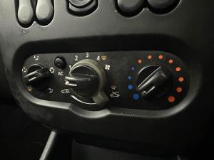 Nissan NP200 1.6 SS/C - Image 9