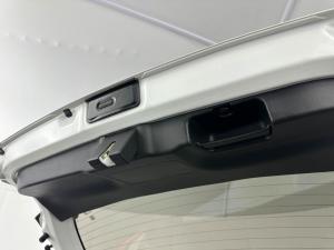 Suzuki Baleno 1.5 GL - Image 12