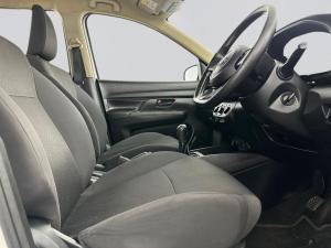 Suzuki Ertiga 1.5 GA - Image 15