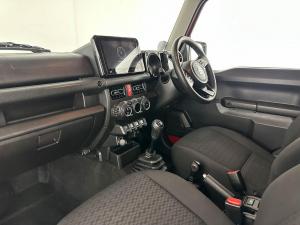 Suzuki Jimny 1.5 GLX 5-Door - Image 14