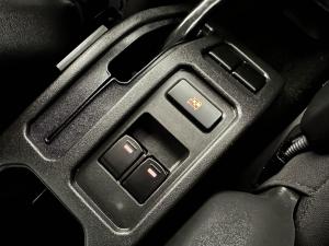 Suzuki Jimny 1.5 GLX 5-Door - Image 17