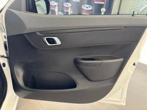 Renault Kwid 1.0 Dynamique / ZEN 5-Door - Image 18