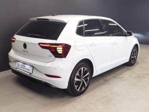 Volkswagen Polo hatch 1.0TSI Life auto - Image 3