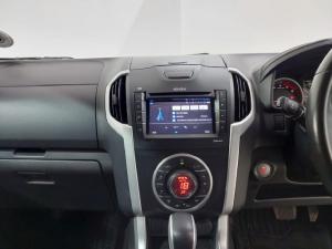 Isuzu KB 300D-Teq double cab 4x4 LX auto - Image 11