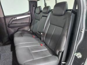 Isuzu KB 300D-Teq double cab 4x4 LX auto - Image 7