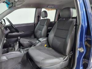 Isuzu KB 300D-Teq double cab LX - Image 6