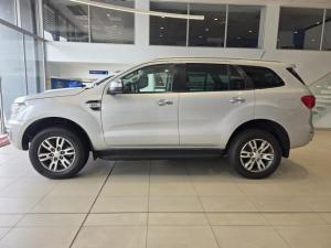Ford Everest 3.2TDCi 4WD XLT - Image 3